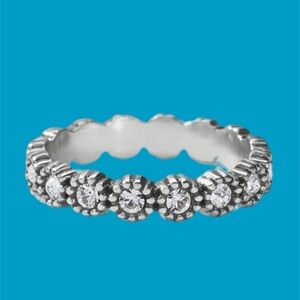 BRIGHTON TWINKLE SPLENDOR INFINITY RING - J62861 Size 6.  Silver Plated